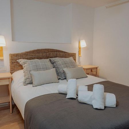 Apartamentos Fuendebanos Alquézar Екстериор снимка
