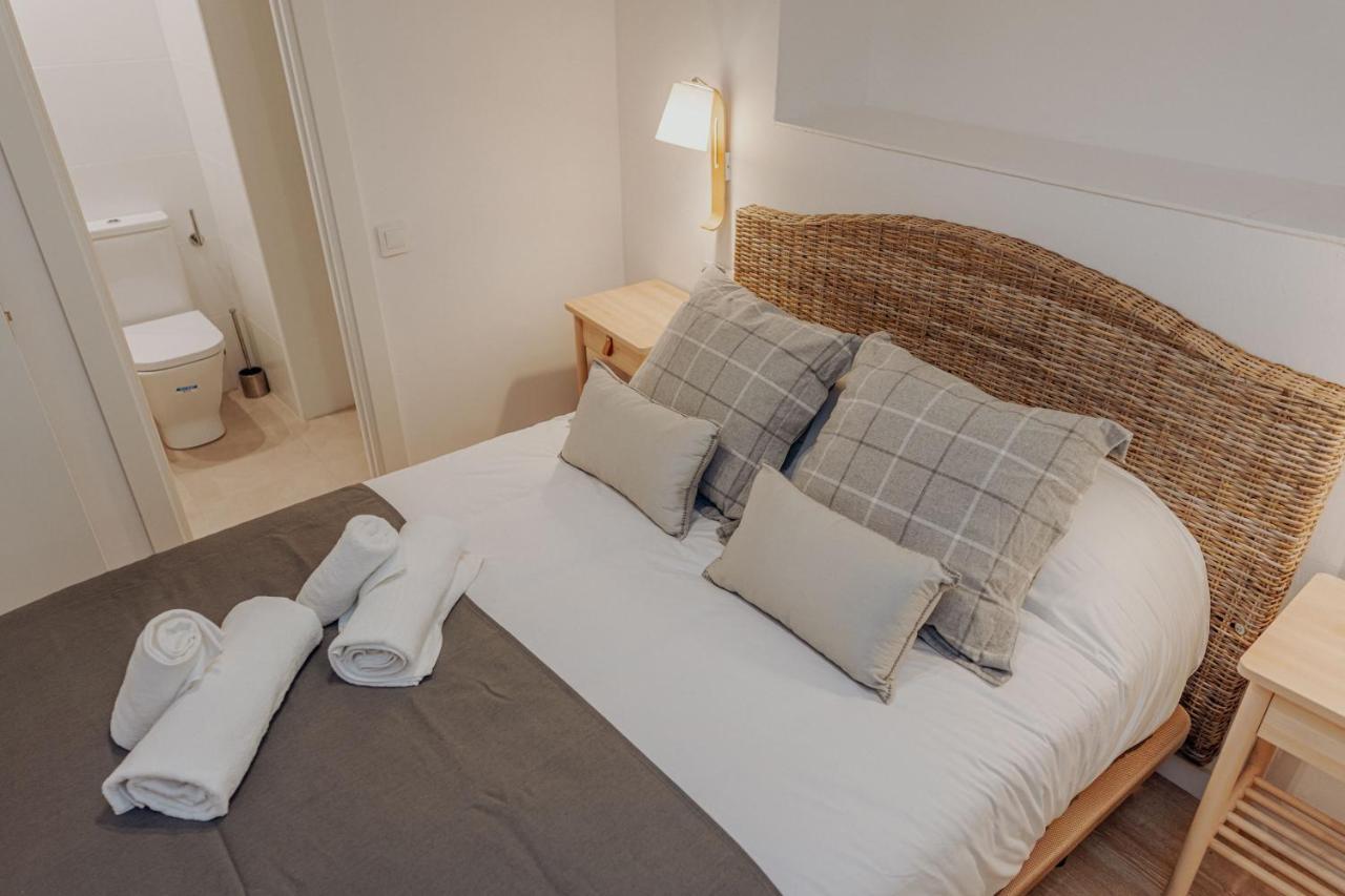 Apartamentos Fuendebanos Alquézar Екстериор снимка